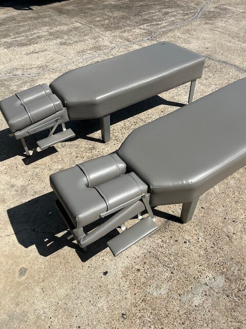 Adjustment Bench w/Tilting Headpiece