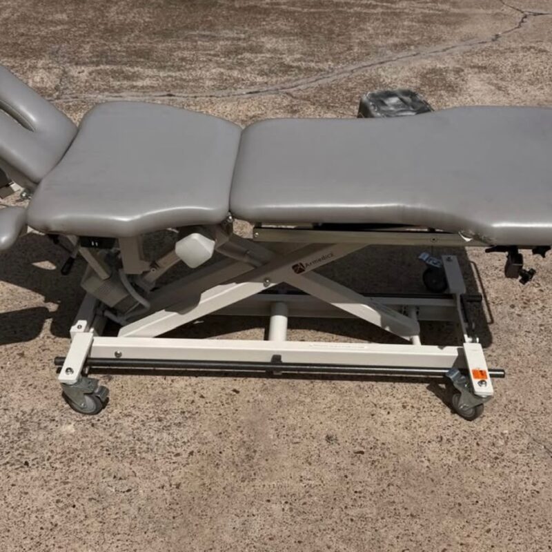 Armedical Performa Treatment Table