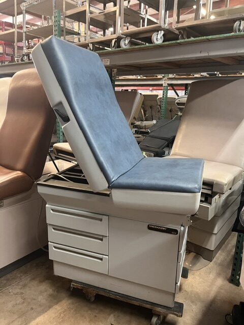 Midmark 4 Exam Table - SPECIAL